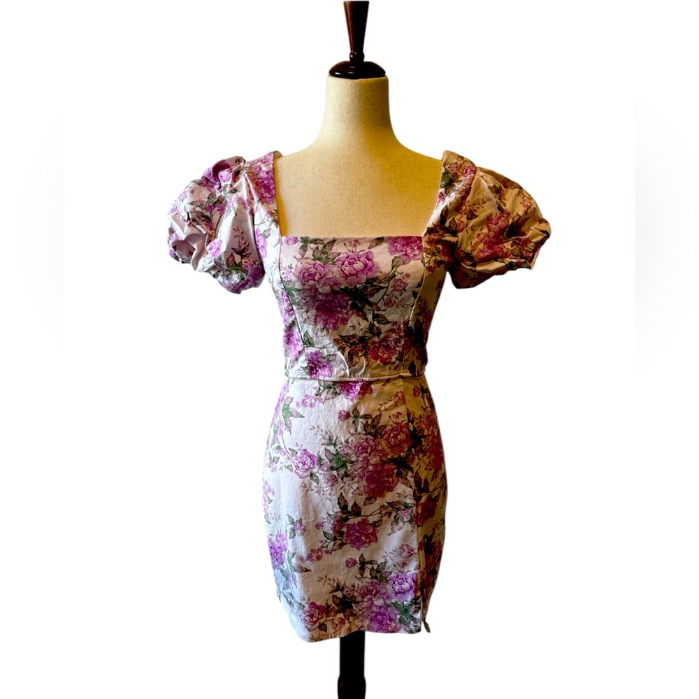 Puffed Shoulder Dress M Stretch Material